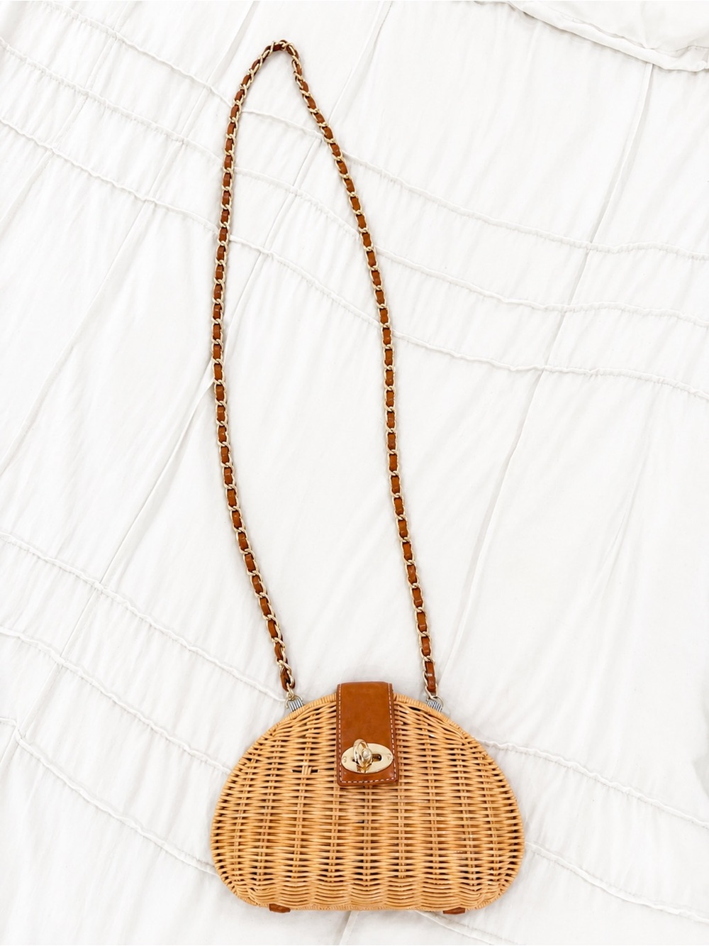 J. McLaughlin Wicker Crossbody Bag 🌿